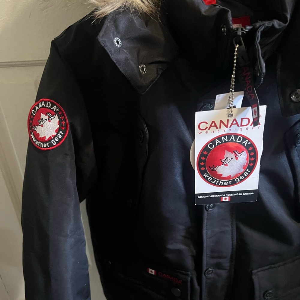 Canada Goose Black Insulated Parka - Picture 4 of 9